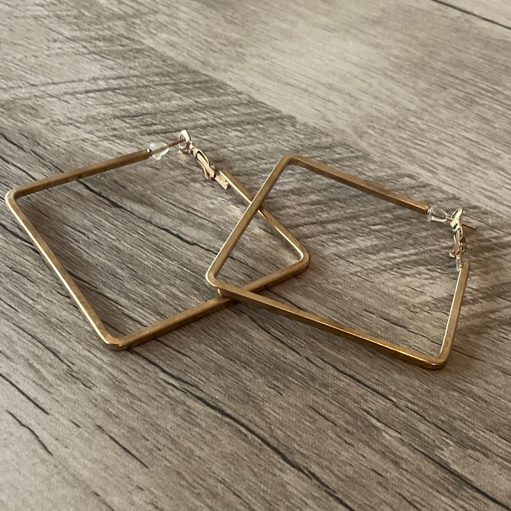 Gold Square Hoop Earrings - Women Jewelry